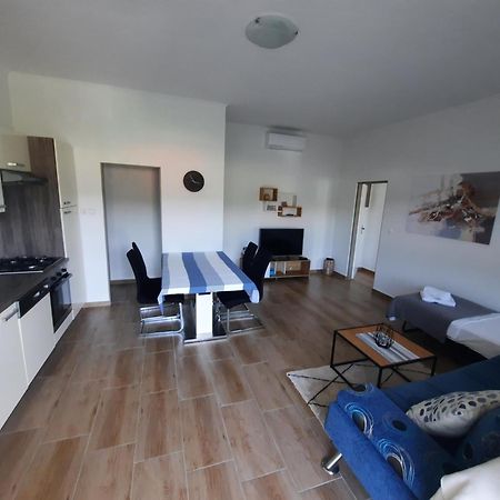 Appartamento Marovito Supetarska Draga Esterno foto