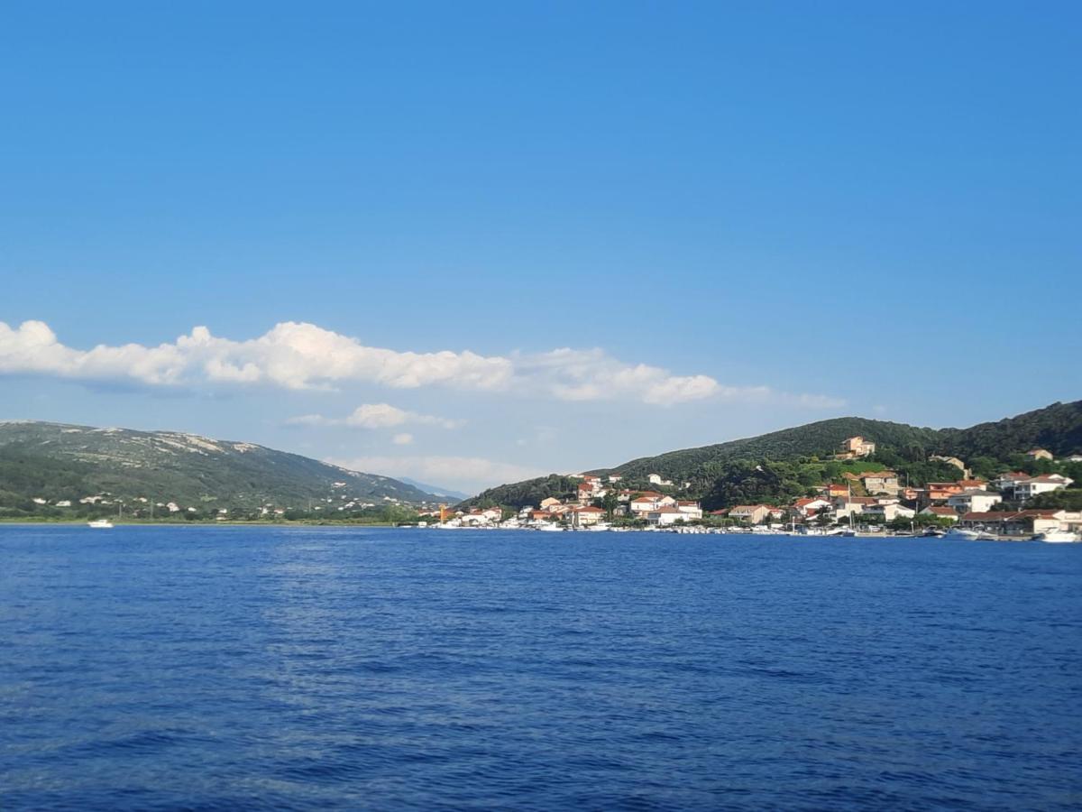 Appartamento Marovito Supetarska Draga Esterno foto
