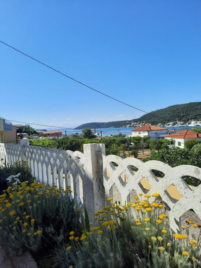 Appartamento Marovito Supetarska Draga Esterno foto