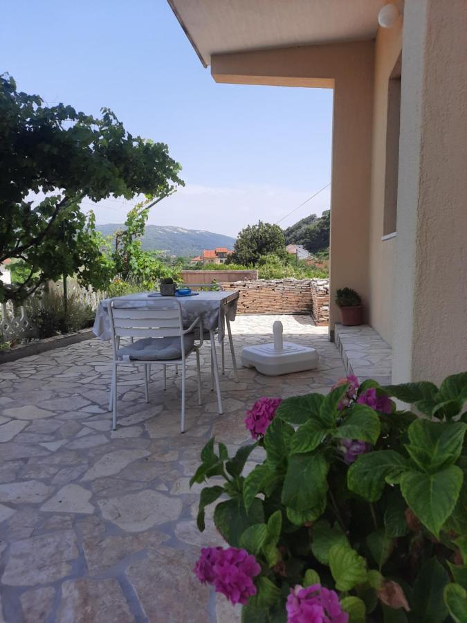Appartamento Marovito Supetarska Draga Esterno foto