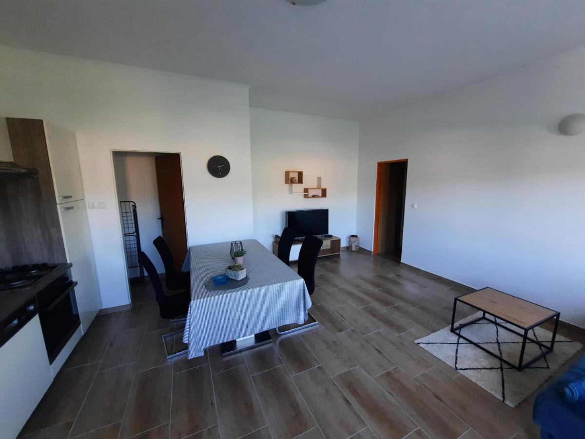 Appartamento Marovito Supetarska Draga Esterno foto
