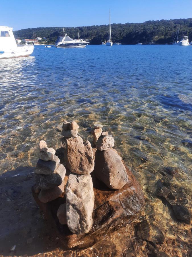 Appartamento Marovito Supetarska Draga Esterno foto